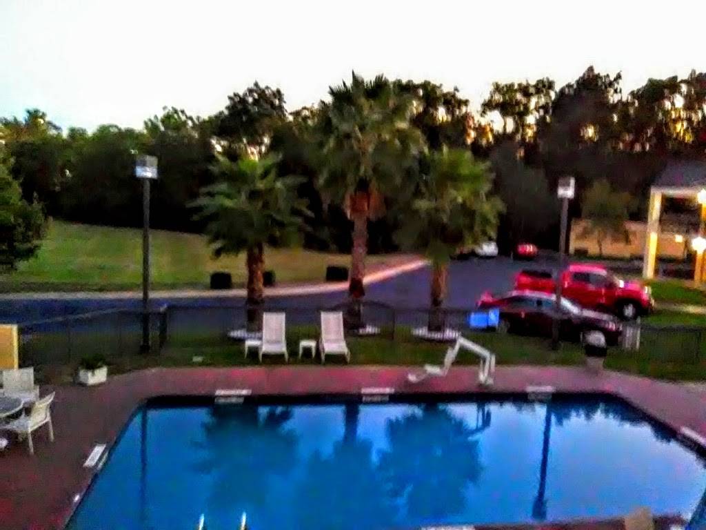 Quality Inn at Albany Mall | restaurant | 806 N Westover Blvd, Albany, GA 31707, USA | 2298833300 OR +1 229-883-3300