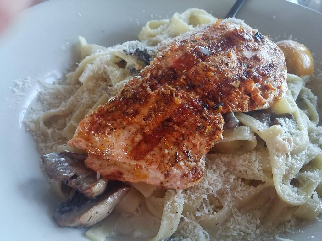 Pasta Pelican Restaurant | night club | 2455 Mariner Square Dr, Alameda, CA 94501, USA | 5108647427 OR +1 510-864-7427