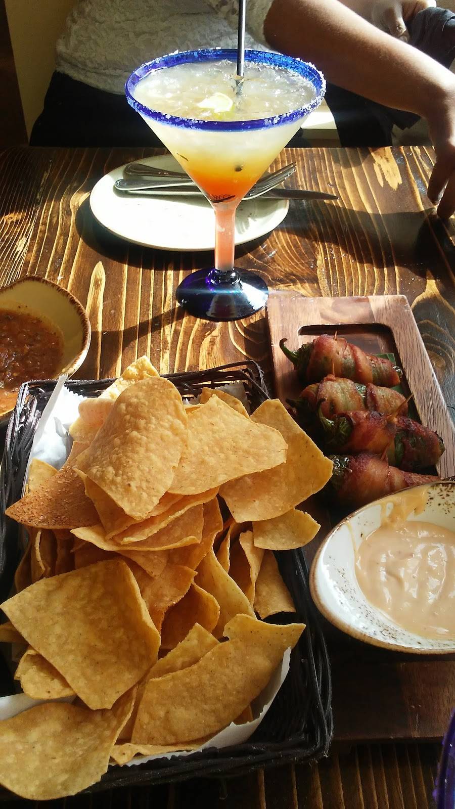 Agave Mexican Restaurant | restaurant | 137 2nd St, Lewes, DE 19958, USA | 3026451232 OR +1 302-645-1232