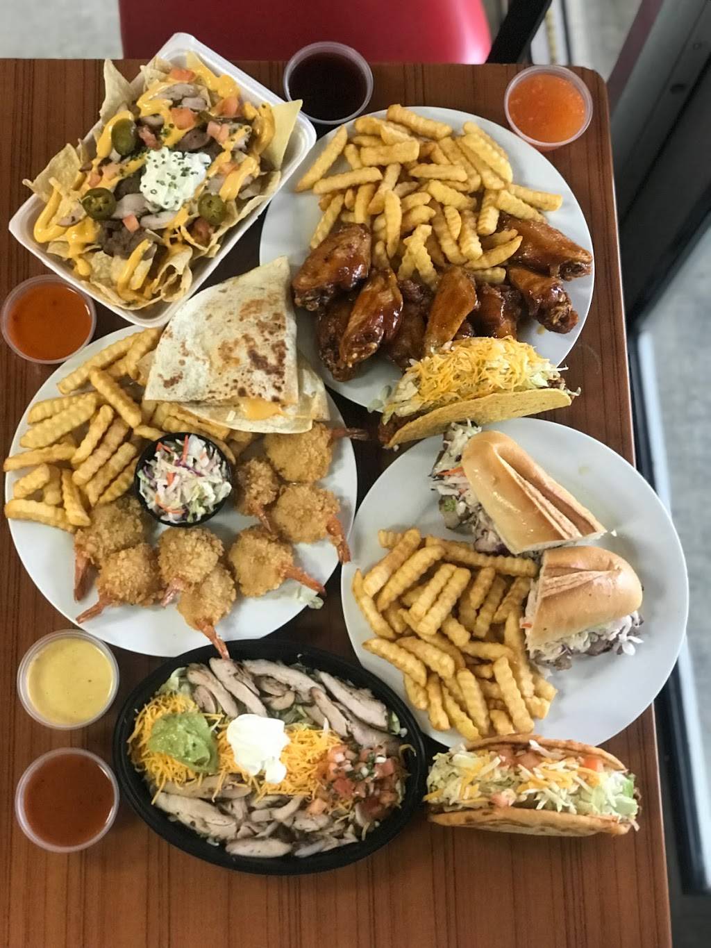 Taco Wings N Things | restaurant | 5567 W Oakland Park Blvd, Lauderhill, FL 33313, USA | 7547797866 OR +1 754-779-7866