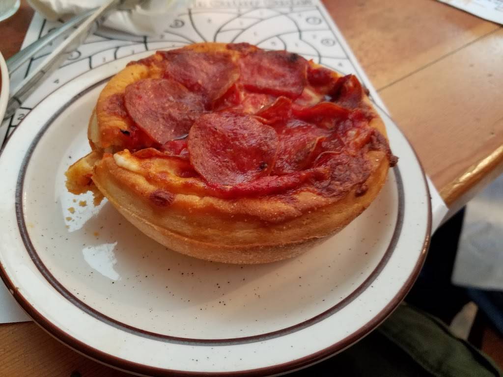 Old Chicago Pizza Restaurant | restaurant | 41 Petaluma Blvd N, Petaluma, CA 94952, USA | 7077633897 OR +1 707-763-3897