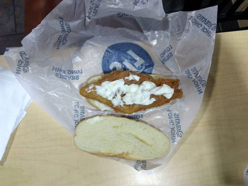 Long John Silvers | restaurant | 2354 Fort Henry Dr, Kingsport, TN 37664, USA | 4232466921 OR +1 423-246-6921