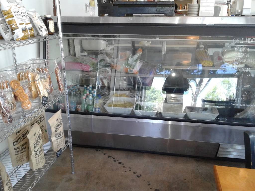 Moores Delicatessen | cafe | 271 E Orange Grove Ave, Burbank, CA 91502, USA | 8184781251 OR +1 818-478-1251