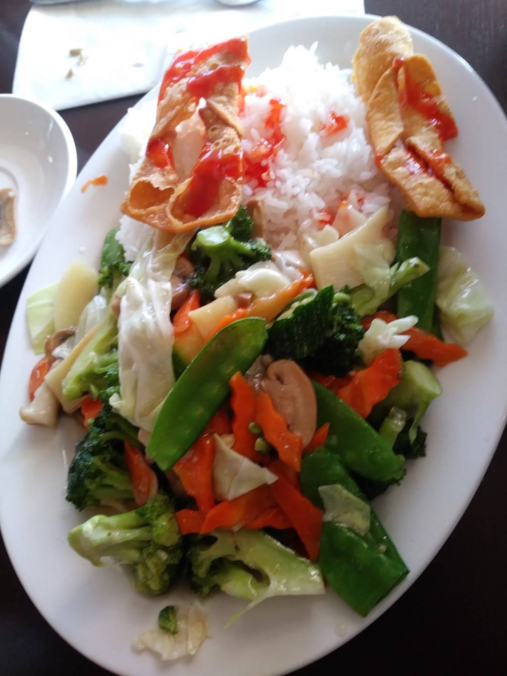 Imperial Garden Restaurant | restaurant | 2045 W Briggsmore Ave, Modesto, CA 95350, USA | 2095211226 OR +1 209-521-1226