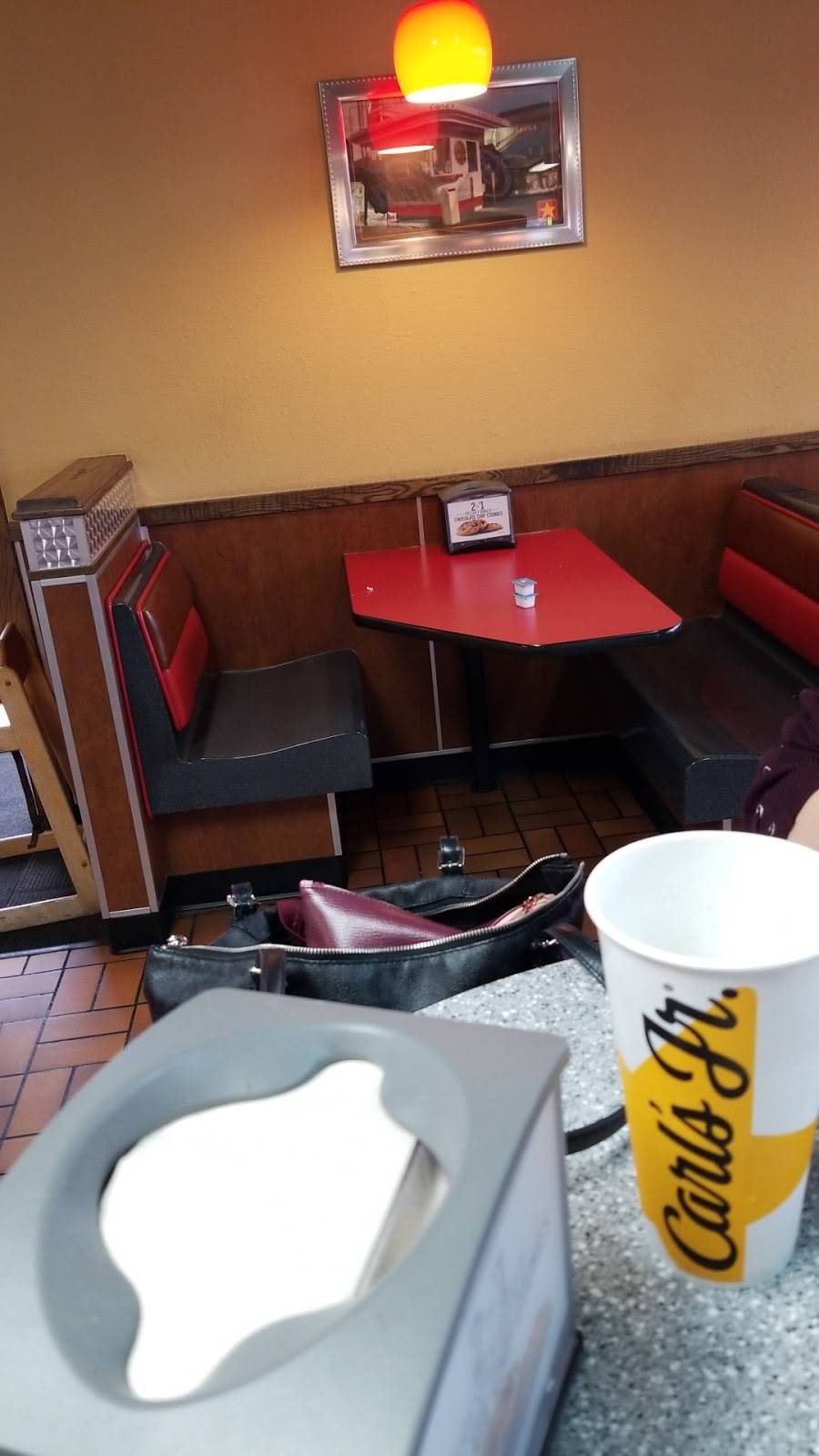 Carls Jr. | restaurant | 141 S Diamond Bar Blvd, Diamond Bar, CA 91765, USA | 9098617136 OR +1 909-861-7136