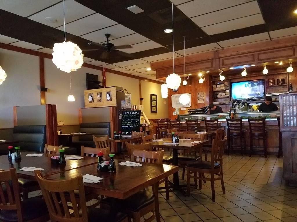Mikado Sushi | restaurant | 3125 S Alma School Rd #3b, Chandler, AZ 85248, USA | 4807260255 OR +1 480-726-0255