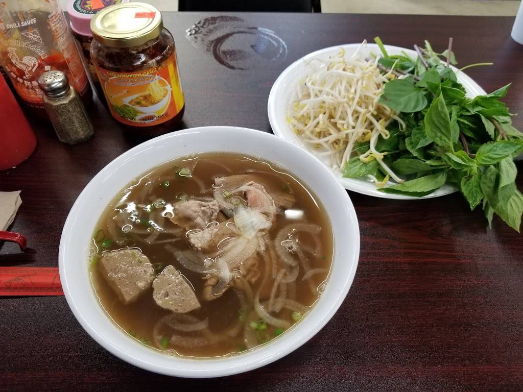 Saigon Market LLC | restaurant | 824 Santee Dr, Fayetteville, NC 28303, USA | 9106768566 OR +1 910-676-8566