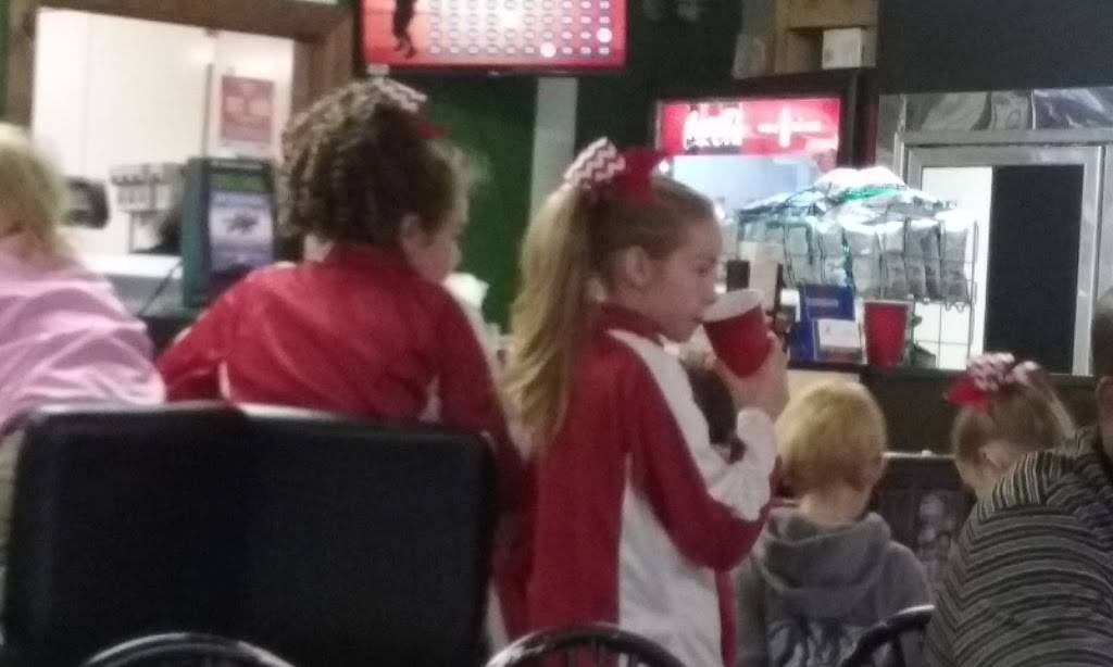 Slate Run Pizza | restaurant | 11893 OH-104, Lucasville, OH 45648, USA | 7405297771 OR +1 740-529-7771