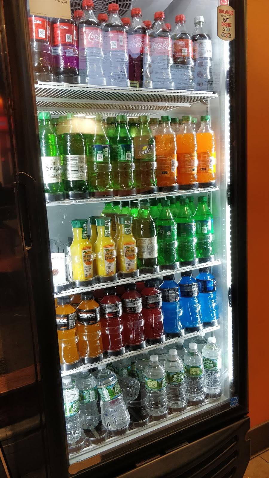 Dunkin | cafe | 132 Nassau St, New York, NY 10038, USA | 2127666586 OR +1 212-766-6586