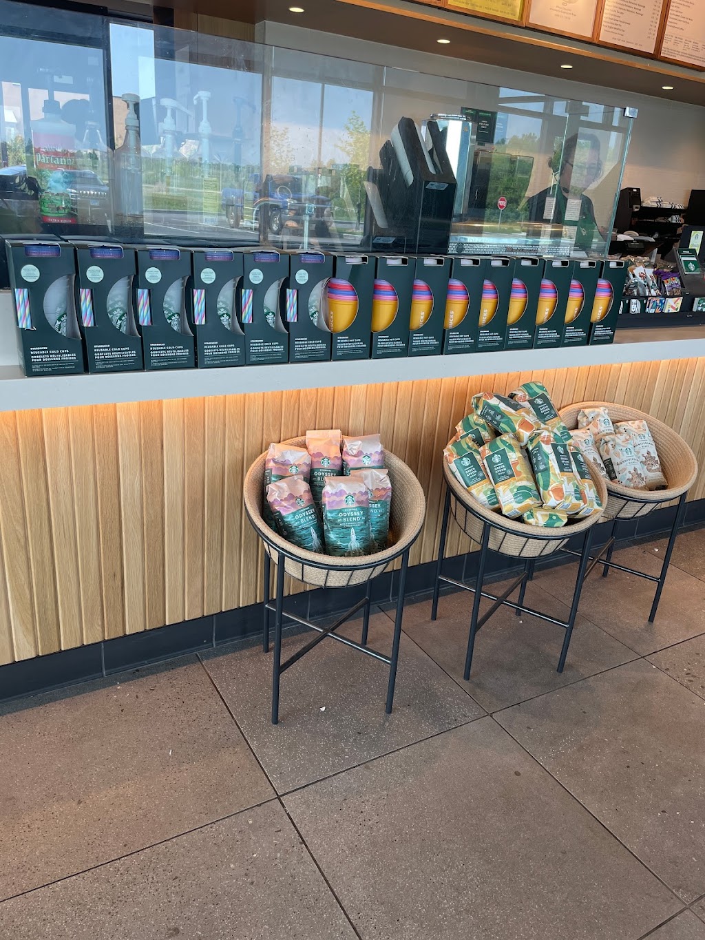 Starbucks | cafe | 23230 Volbrecht Rd, Crete, IL 60417, USA | 7088922060 OR +1 708-892-2060