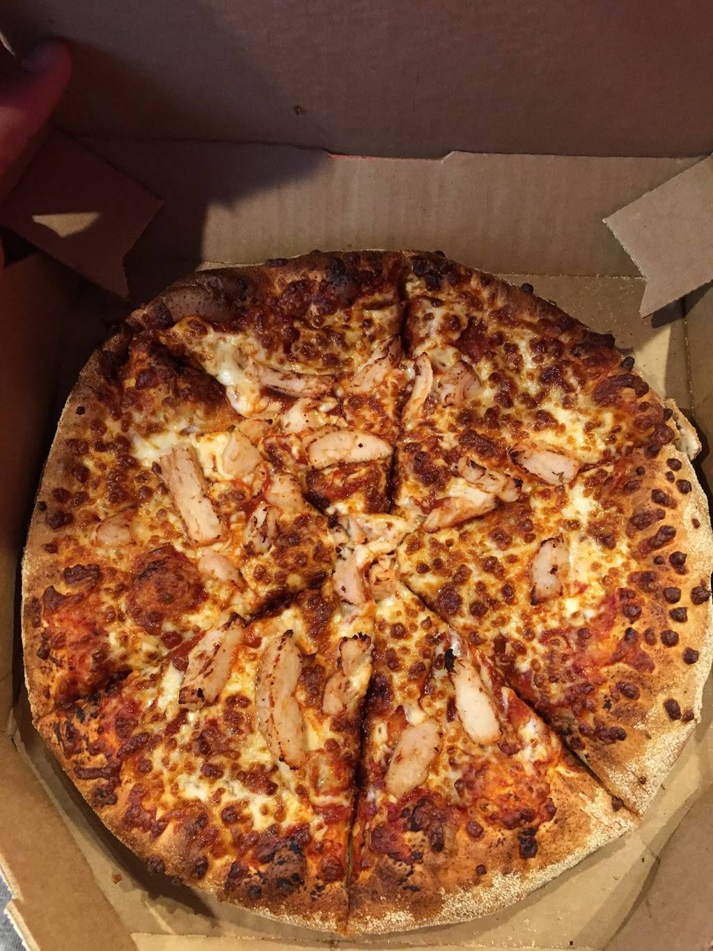 Dominos Pizza | meal delivery | 51 Niagara St, Toronto, ON M5V 1C3, Canada | 4163643939 OR +1 416-364-3939