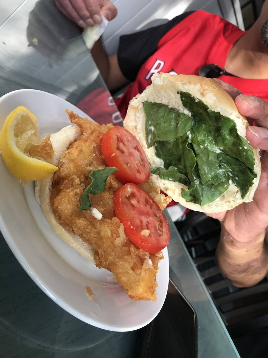 Country Fish And Chips | meal delivery | 293 Lakeshore Rd E, Mississauga, ON L5G 1H2, Canada | 9052788201 OR +1 905-278-8201