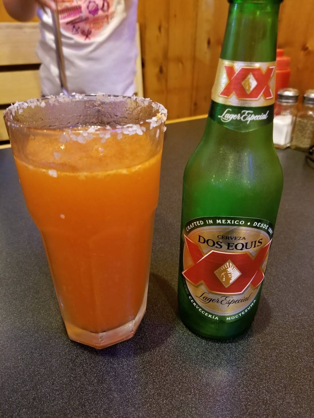 Marina Seafood Kitchen | restaurant | 11229 Fuqua St, Houston, TX 77089, USA | 7133780588 OR +1 713-378-0588