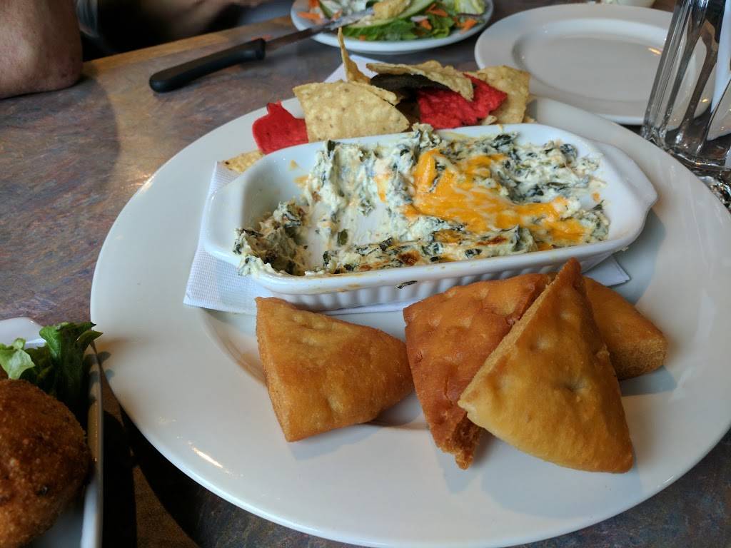 Vivians Country Cookin | restaurant | 224 Main Street of Courtland, Courtland, ON N0J 1E0, Canada | 5198427576 OR +1 519-842-7576