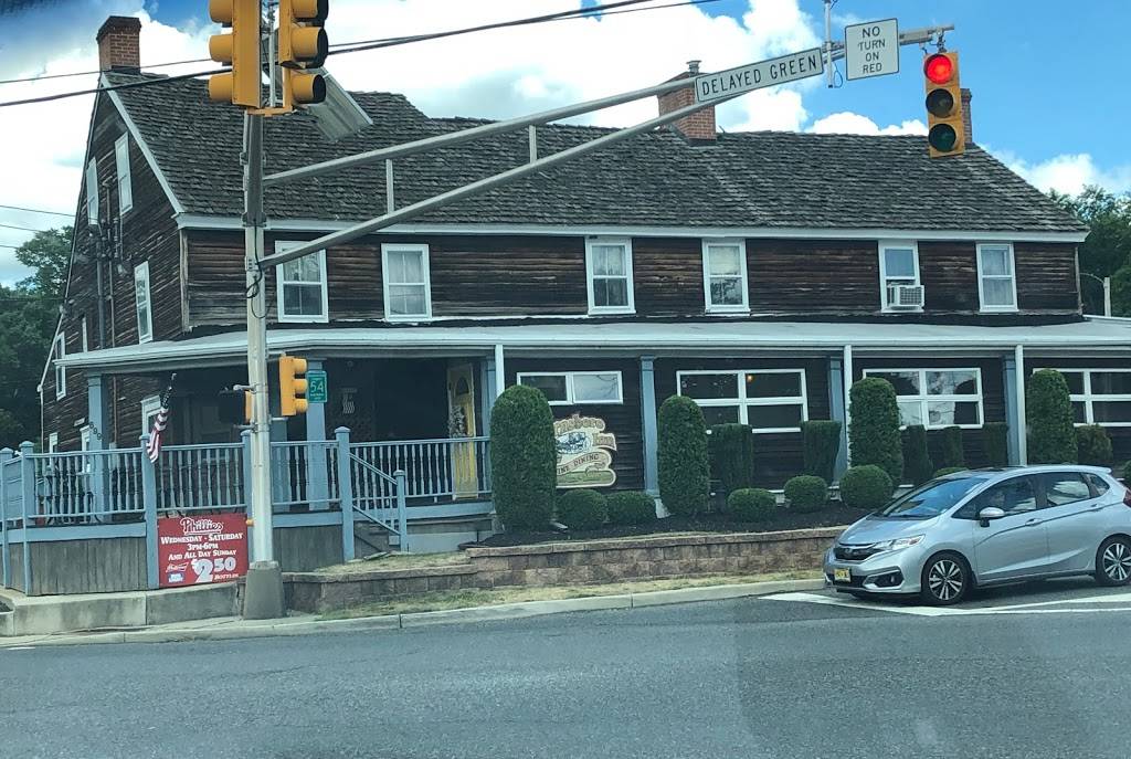 Barnsboro Inn | restaurant | 699 Main St, Sewell, NJ 08080, USA | 8564683557 OR +1 856-468-3557