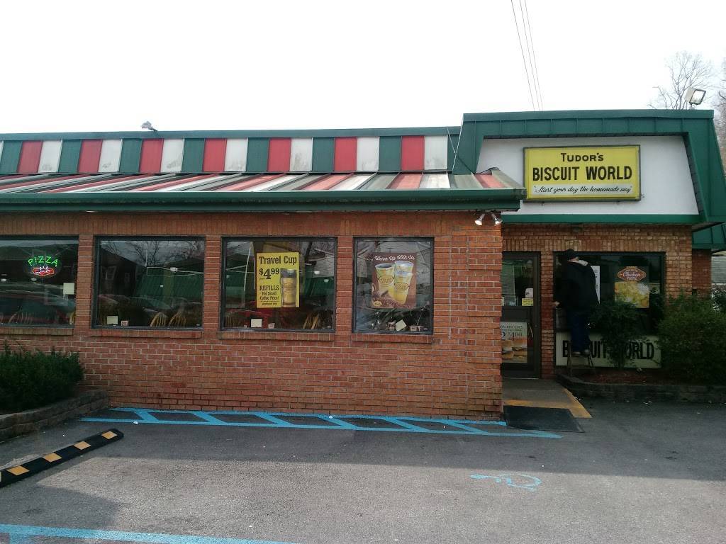 Tudors Biscuit World | restaurant | 113 W Main St, St Albans, WV 25177, USA | 3047222007 OR +1 304-722-2007