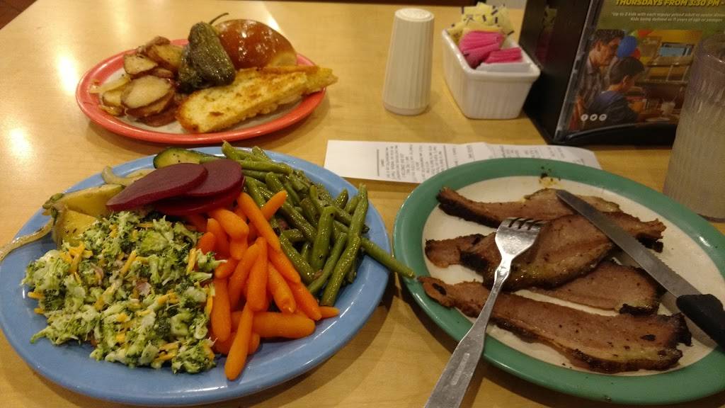 HomeTown Buffet | restaurant | 651 Palomar St, Chula Vista, CA 91911, USA | 6194260505 OR +1 619-426-0505