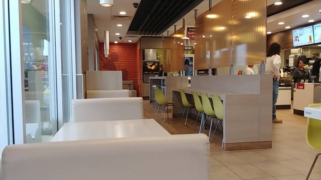McDonalds | cafe | 10001 Kern St, Taft, CA 93268, USA | 6617635656 OR +1 661-763-5656