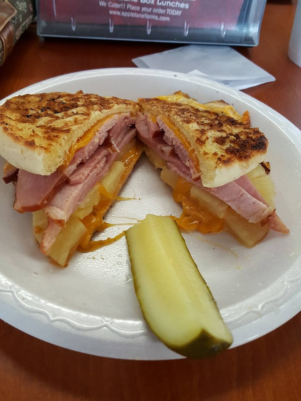 Apple Lane - Decatur | restaurant | 23027 AL-20, Tanner, AL 35671, USA | 2563517803 OR +1 256-351-7803