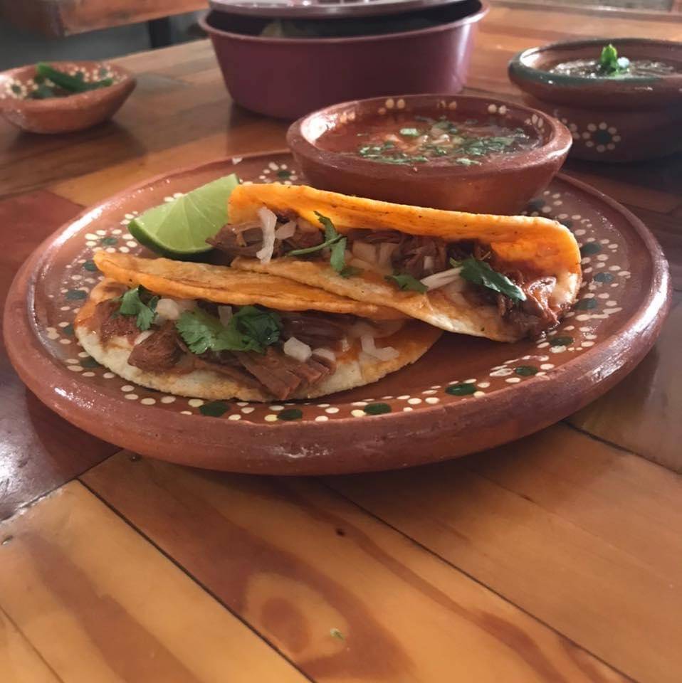 La Esquina | restaurant | 9896 MacArthur Blvd, Oakland, CA 94605, USA | 5109575099 OR +1 510-957-5099