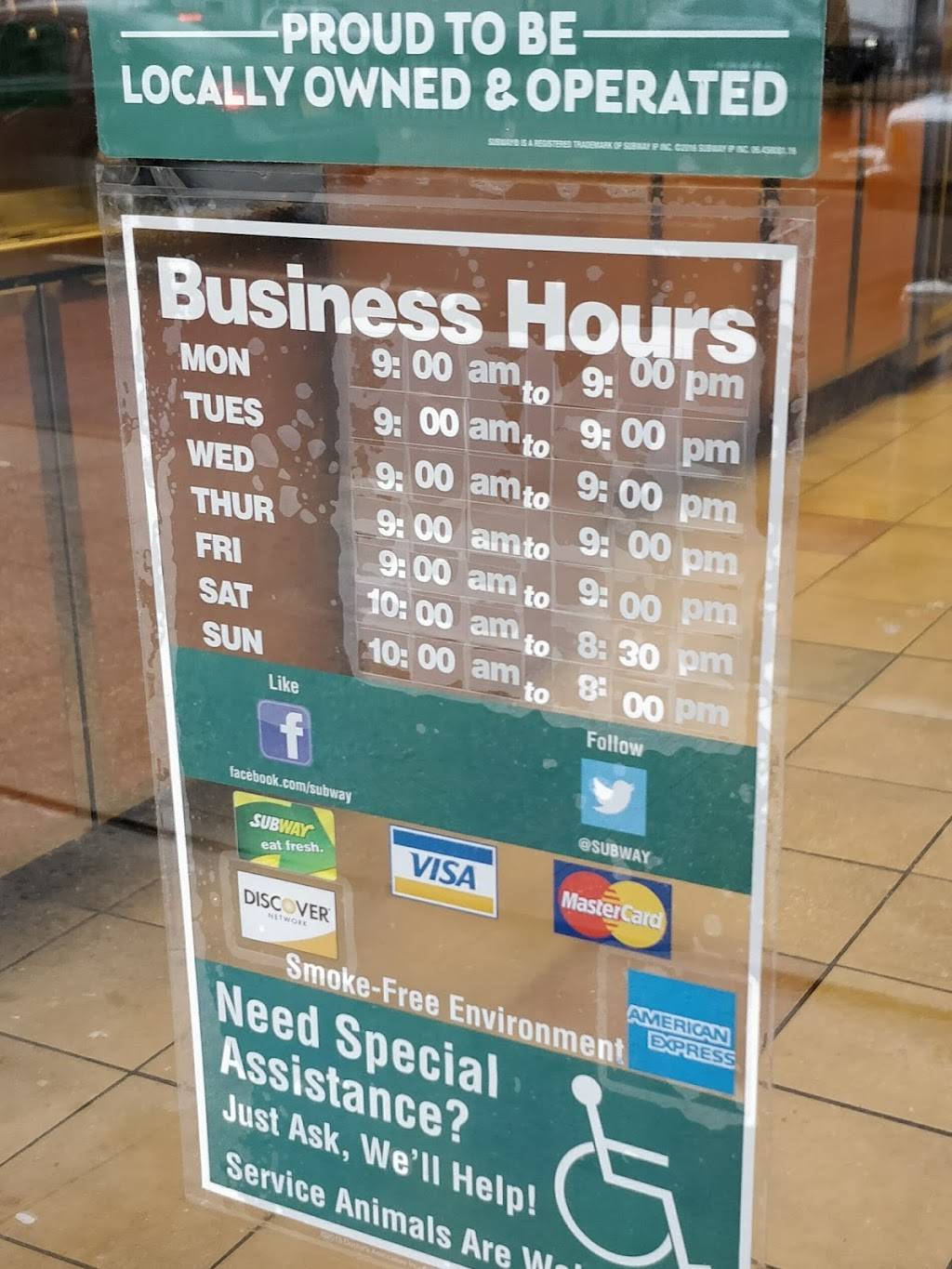 Subway Restaurants | restaurant | 11078 Queens Blvd, Forest Hills, NY 11375, USA | 7182611688 OR +1 718-261-1688