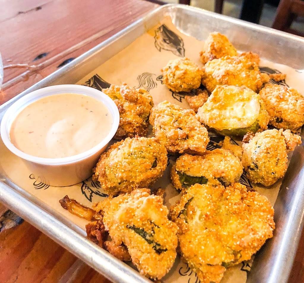 Hogtown Smoke | restaurant | 1959 Queen St E, Toronto, ON M4L 1H7, Canada | 4166919009 OR +1 416-691-9009