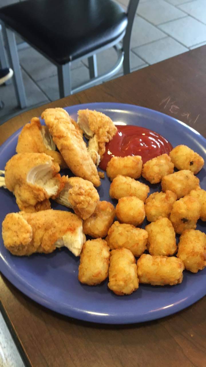 Pierces Family Restaurant | restaurant | 14267 US-231, Hazel Green, AL 35750, USA | 2568280017 OR +1 256-828-0017