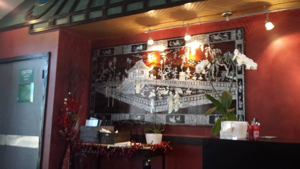 Blue Moon Restaurant | restaurant | 1320 S Broadway, Edmond, OK 73034, USA | 4053403871 OR +1 405-340-3871