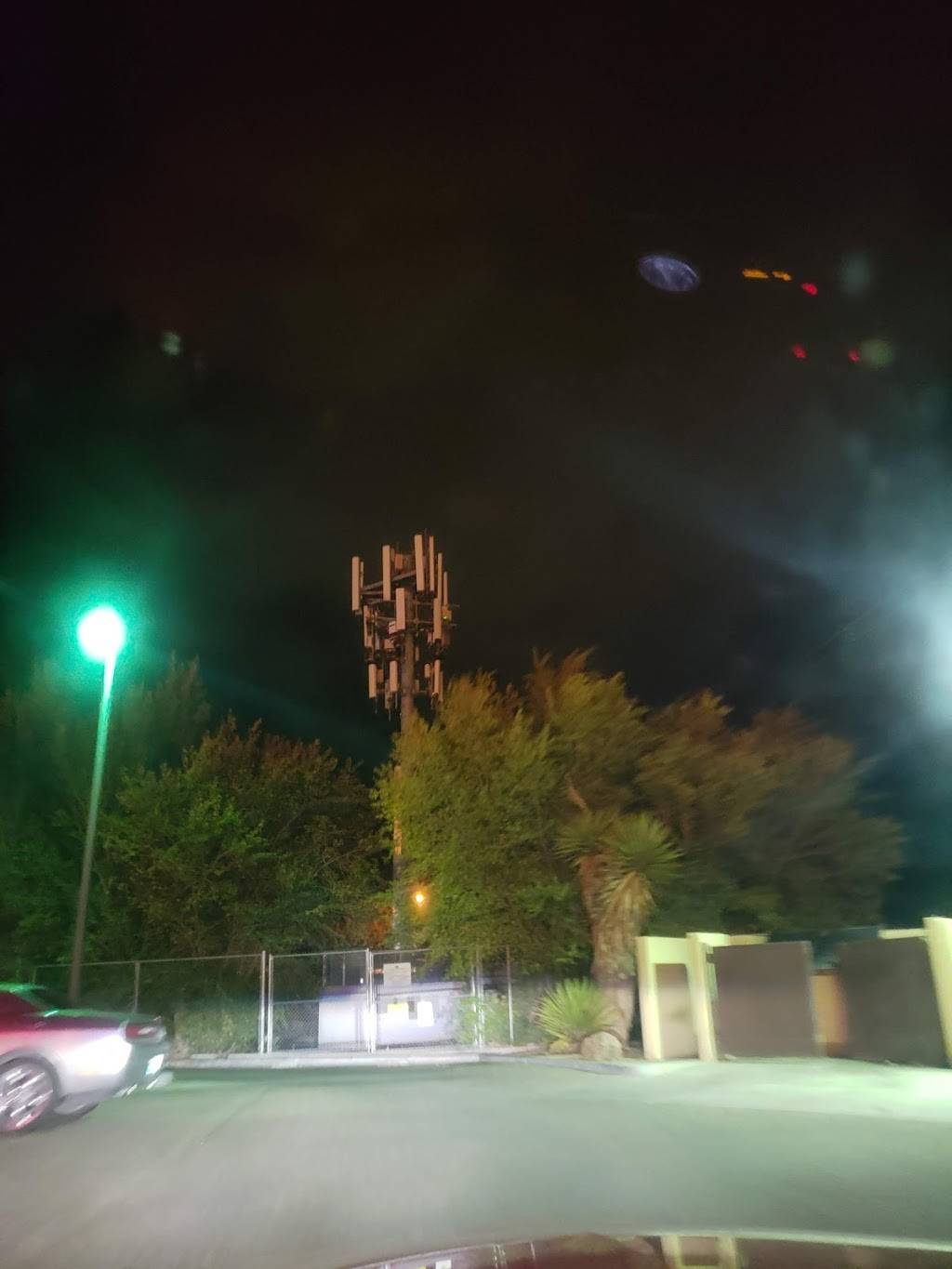 KFC | restaurant | 3555 Isleta Blvd SW, Albuquerque, NM 87105, USA | 5058734505 OR +1 505-873-4505