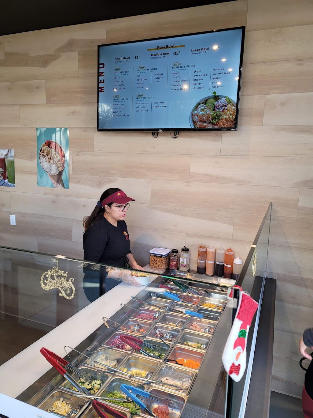 Vitale Poke Shop & More | restaurant | 2015 Birch Rd kiosk 1, Chula Vista, CA 91915, USA | 6192711942 OR +1 619-271-1942