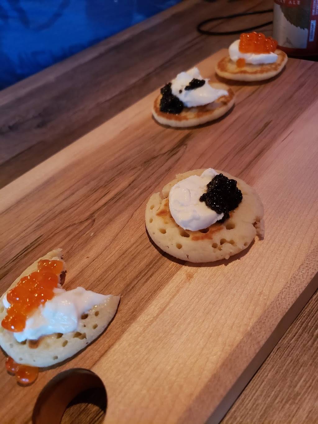 Barley & Vine | restaurant | 1072 Elms Rd, Flint, MI 48532, USA | 8102524986 OR +1 810-252-4986