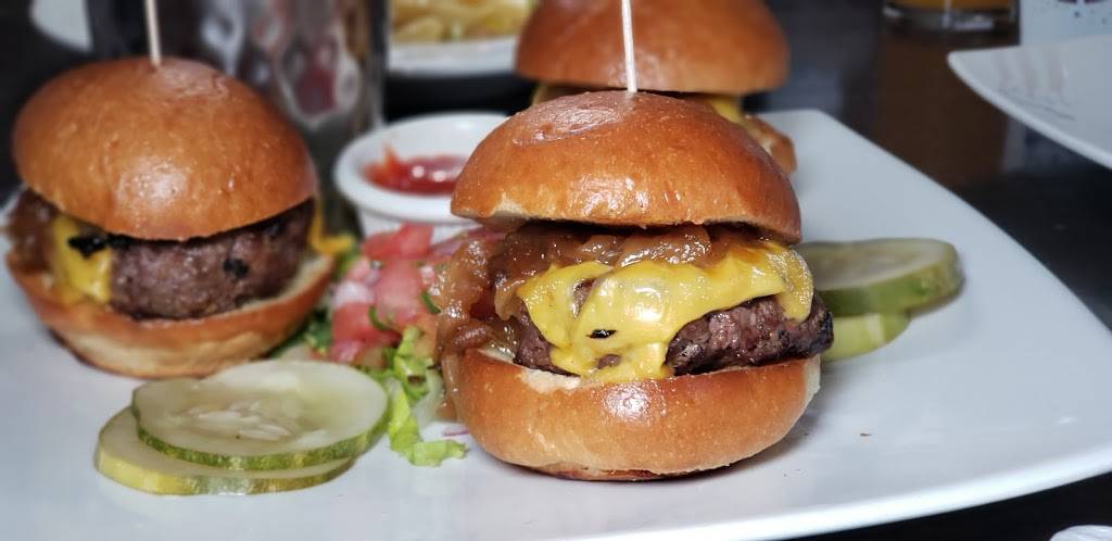 Katch Astoria | restaurant | 31-19 Newtown Ave, Astoria, NY 11102, USA | 7187772230 OR +1 718-777-2230