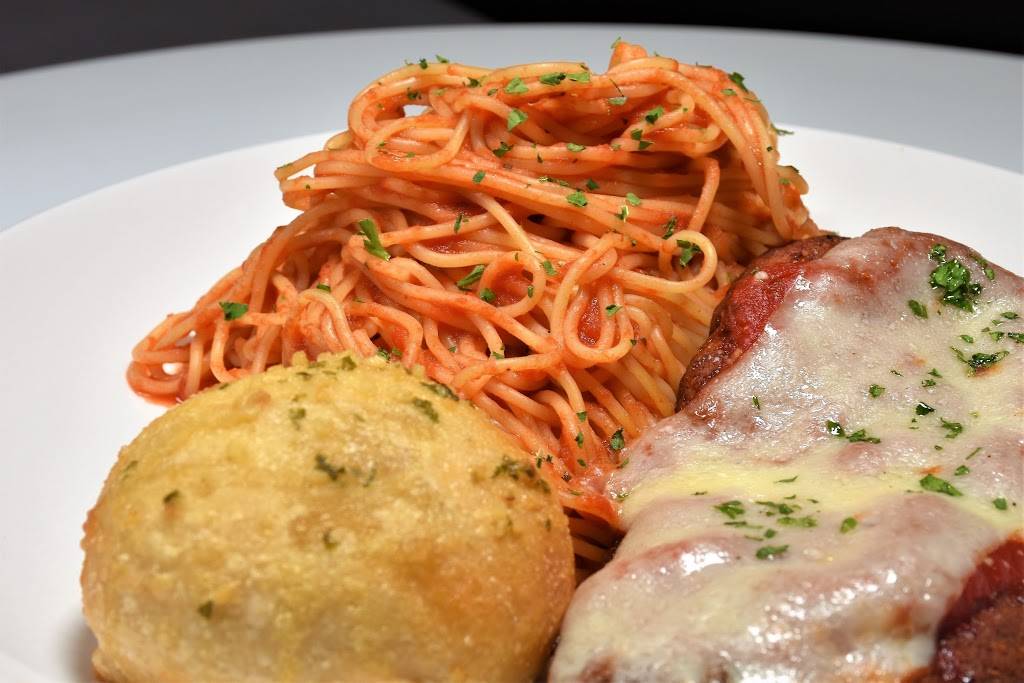 Casa Di Vino winery and restaurant | restaurant | 28932 Euclid Ave, Wickliffe, OH 44092, USA | 4404947878 OR +1 440-494-7878