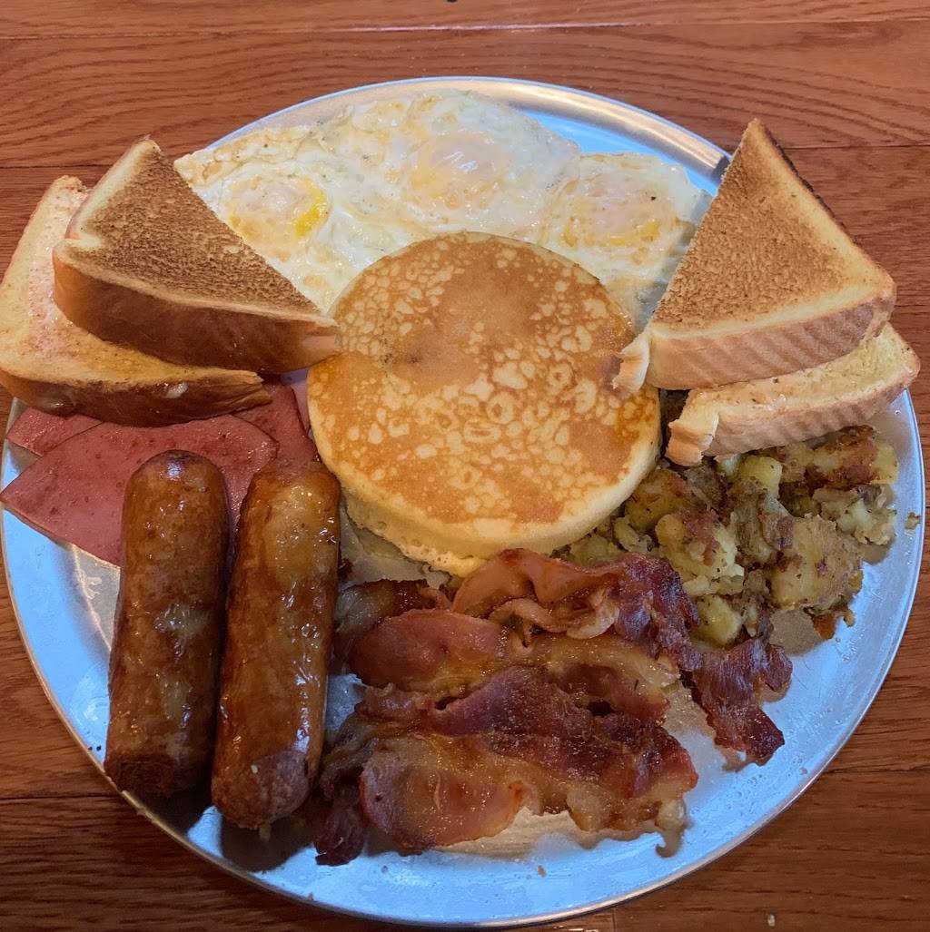 The Broken Egg & Tap | restaurant | 12058 Tecumseh Rd E, Windsor, ON N8N 1L9, Canada | 2266760667 OR +1 226-676-0667