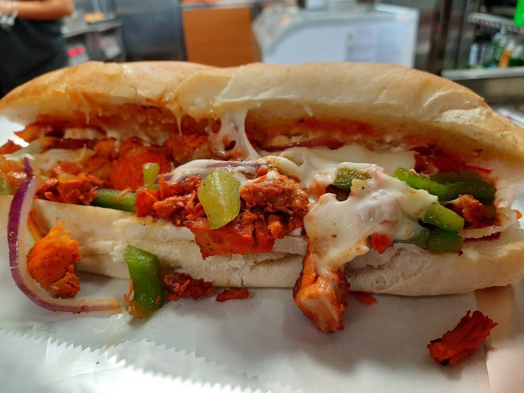 Castle Chicken and burger | restaurant | 86-55 Broadway, Queens, NY 11373, USA | 7184339241 OR +1 718-433-9241