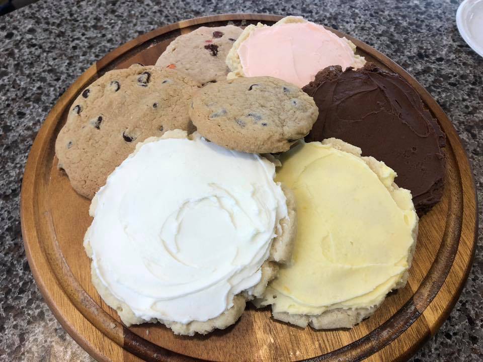 Cookies & Cream | restaurant | Suite 100, 9110 Devlin Rd, Bristow, VA 20136, USA | 7037432743 OR +1 703-743-2743