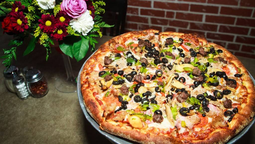 Sopranos Pizza | meal delivery | 3786, 326 23rd St, Oakland, CA 94612, USA | 5102511900 OR +1 510-251-1900