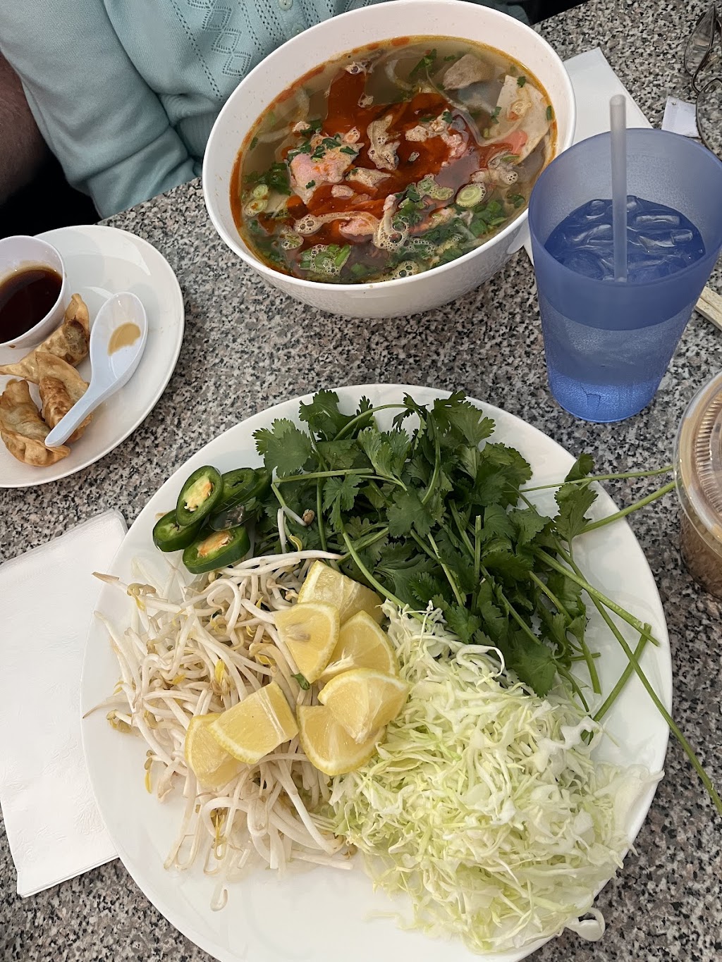 Pho & Bun Bo Ok | restaurant | 8142 US-431, Albertville, AL 35950, USA | 2566602010 OR +1 256-660-2010