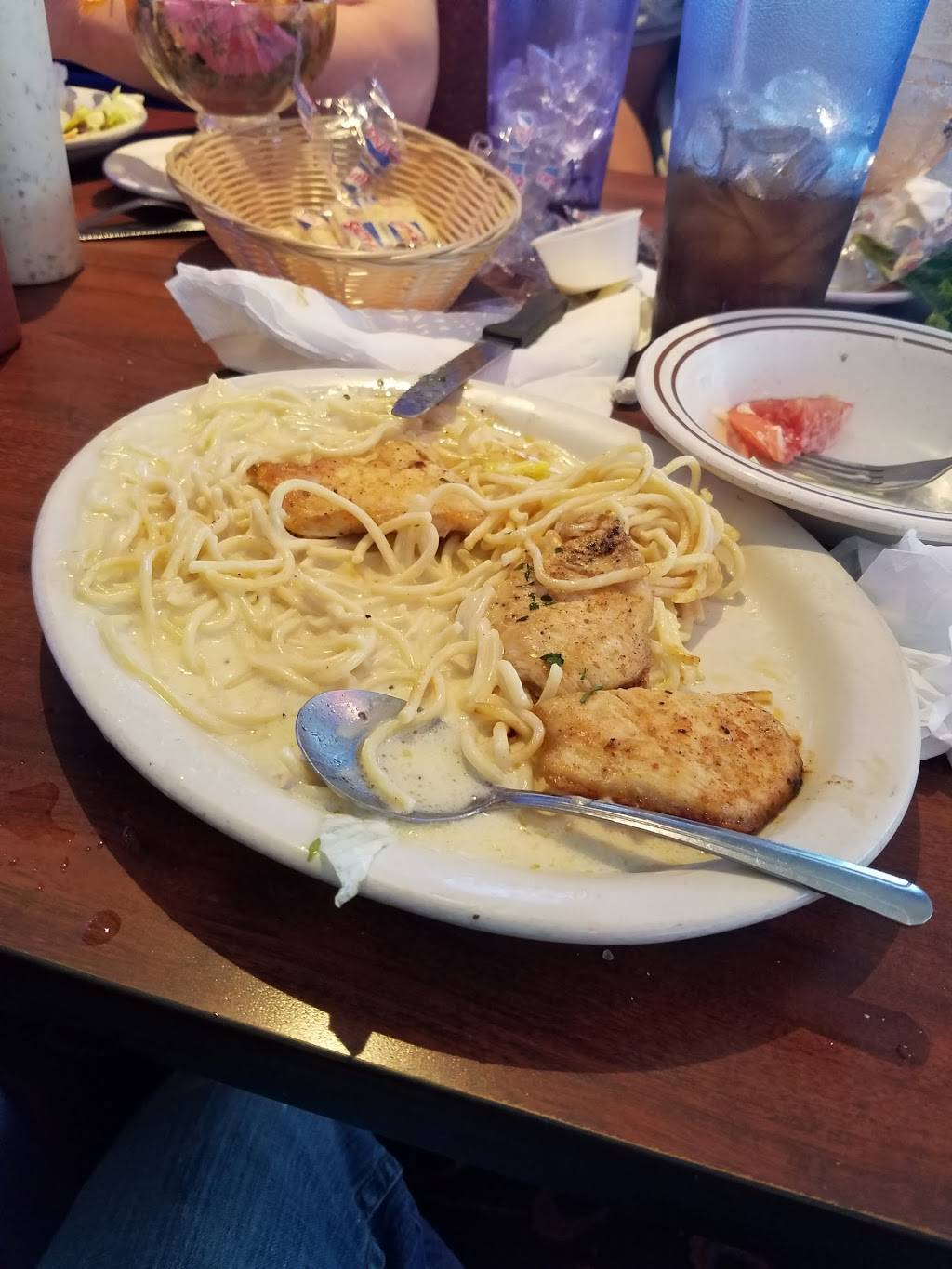 Baytown Seafood | restaurant | 7078, 8835 TX-146, Baytown, TX 77523, USA | 2815739700 OR +1 281-573-9700