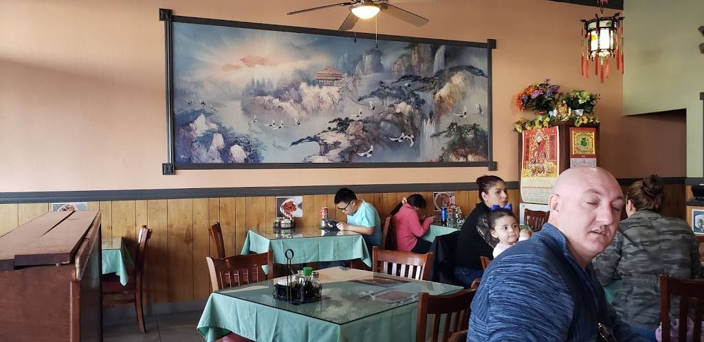 Happy Dragon Restaurant | restaurant | 2308 East St, Tracy, CA 95376, USA | 2098353453 OR +1 209-835-3453