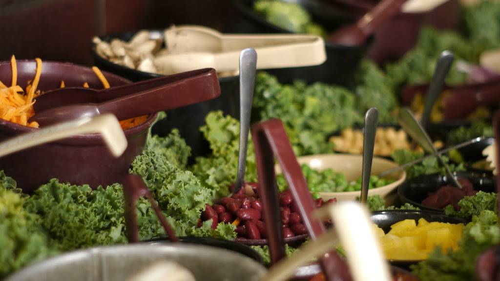 Rush Street Neighborhood Grill | meal takeaway | 1229 E Stone Dr, Kingsport, TN 37660, USA | 4232473184 OR +1 423-247-3184