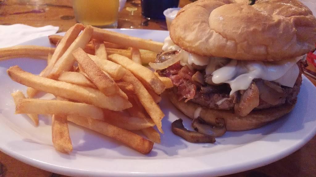 The Smyrna Bar | restaurant | 5022 Whites Bridge Rd, Belding, MI 48809, USA | 6167941691 OR +1 616-794-1691