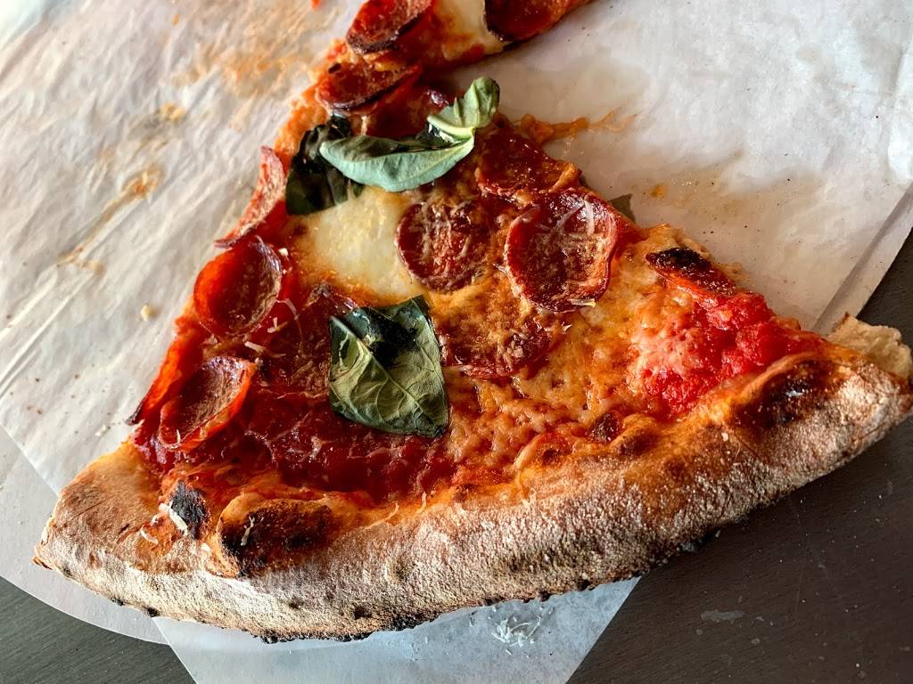 Mykes Pizza | restaurant | 31 S Robson #103, Mesa, AZ 85210, USA | 4806878526 OR +1 480-687-8526