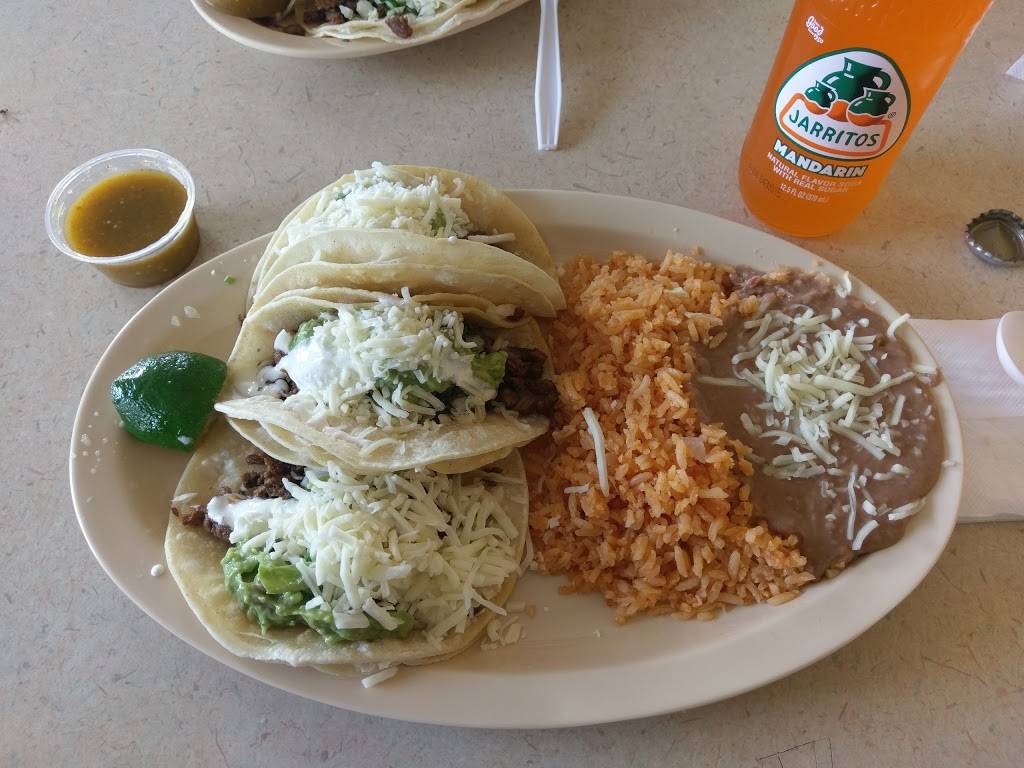 Taqueria Super Taco | meal takeaway | 102 W Naranjo Blvd, Woodlake, CA 93286, USA | 5595643235 OR +1 559-564-3235