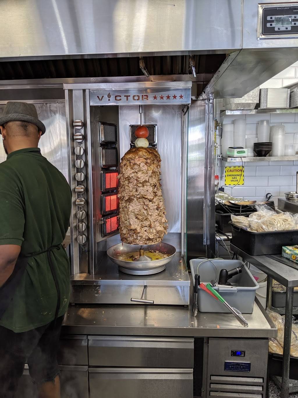 Levy’s Shawarma | restaurant | 3575 NE 207th St, Aventura, FL 33180, USA | 3059744899 OR +1 305-974-4899