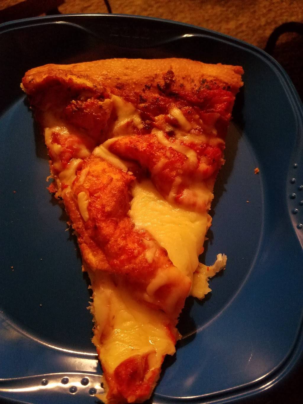 Blanchards Pizza | restaurant | 903 S Main St, Crystal, MI 48818, USA | 9892355600 OR +1 989-235-5600