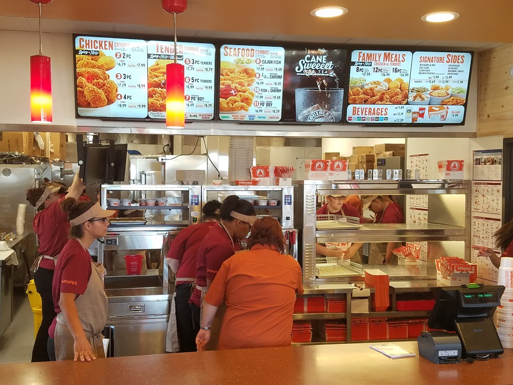 Popeyes Louisiana Kitchen | restaurant | 4202 S York St, Sioux City, IA 51106, USA | 7124545954 OR +1 712-454-5954