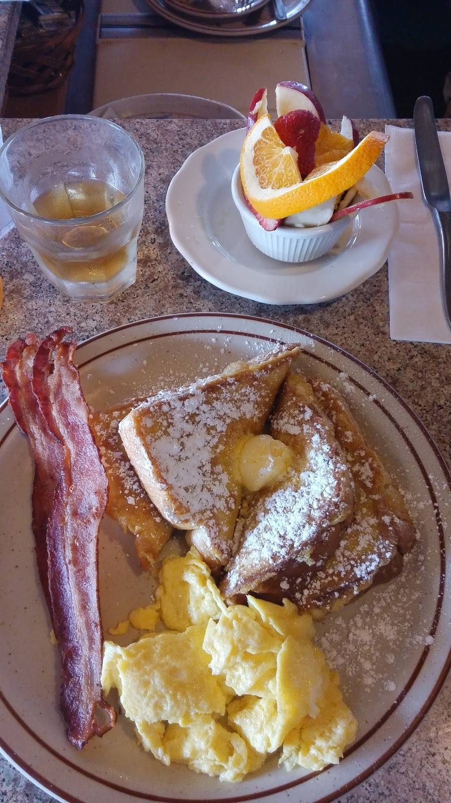 Nifty Drive-In | restaurant | 3203 Atchison St, Riverbank, CA 95367, USA | 2098639979 OR +1 209-863-9979