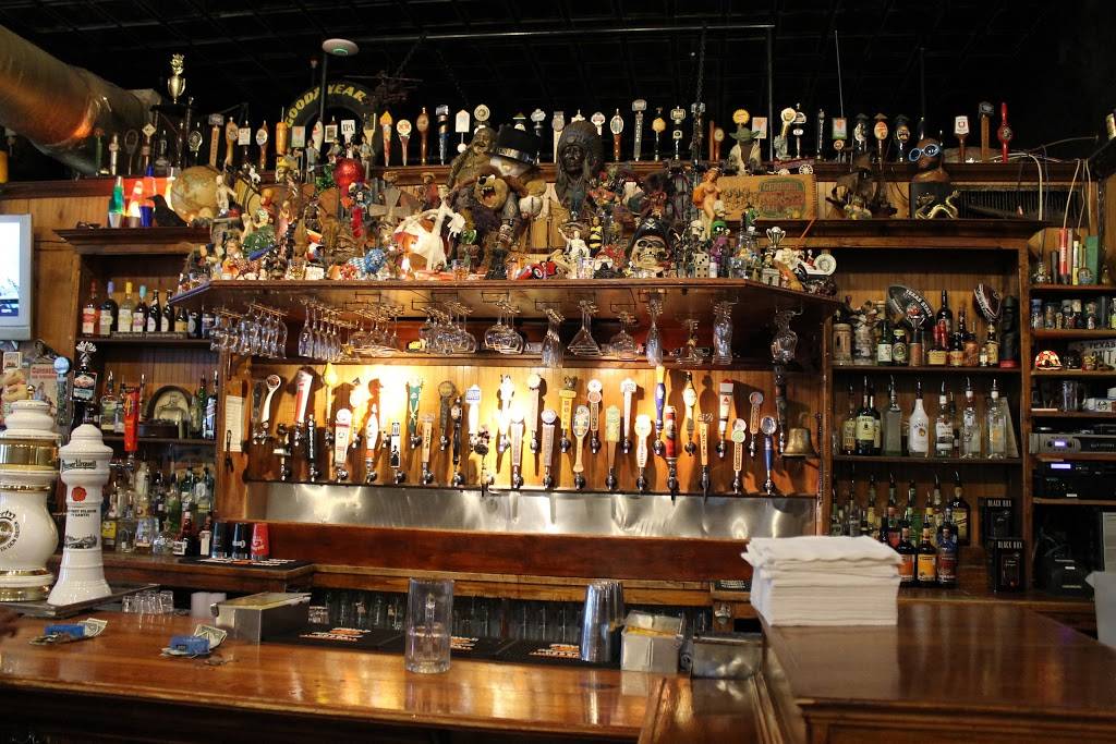 Taproom | restaurant | 129 E Hopkins St, San Marcos, TX 78666, USA | 5123929824 OR +1 512-392-9824