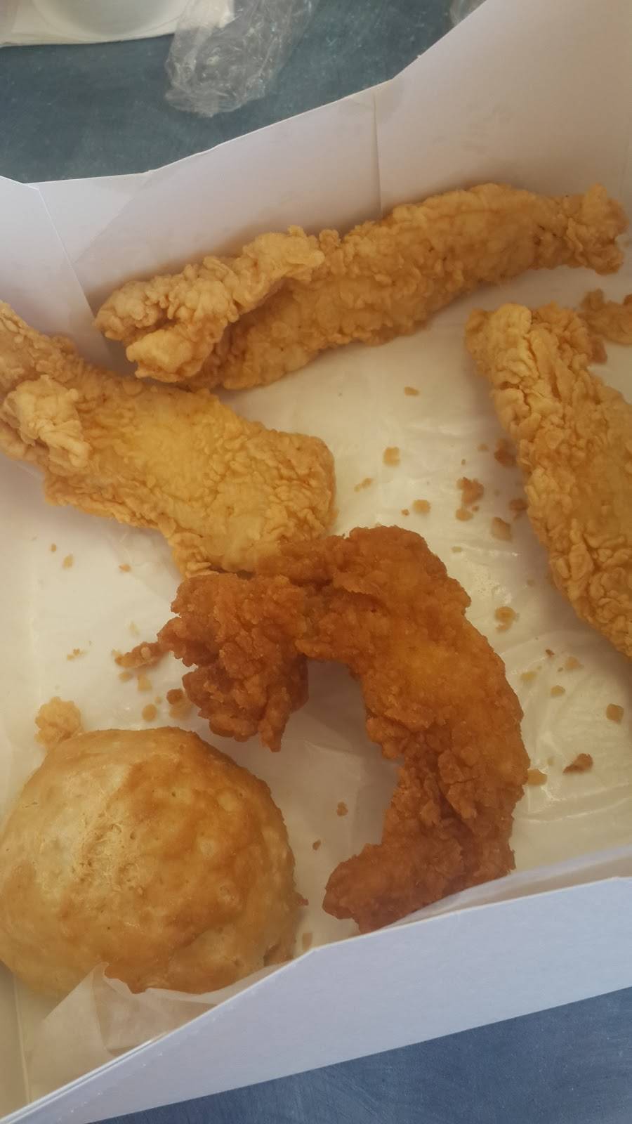 Churchs Chicken | restaurant | 2400 N Richmond Rd, Wharton, TX 77488, USA | 9795325150 OR +1 979-532-5150